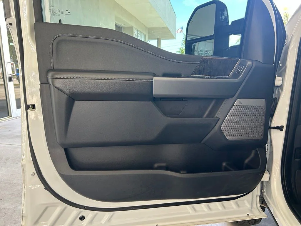 Used 2025 White Ford XL image 41