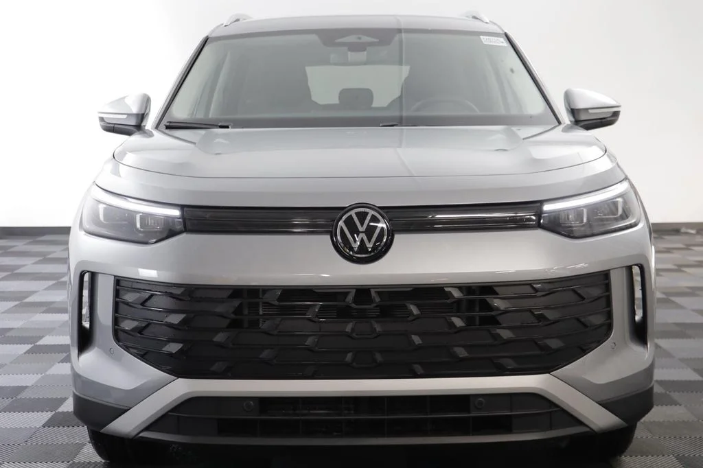 New 2026 Silver Volkswagen 2.0T S image 22