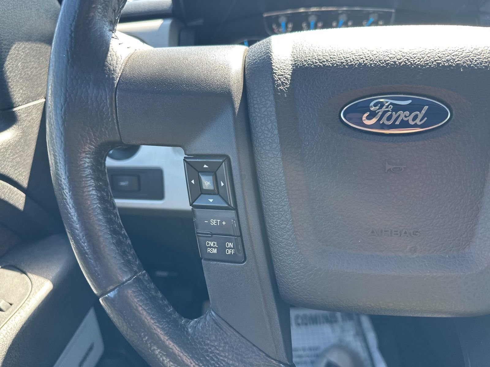 Used 2014 White Ford Lariat image 48