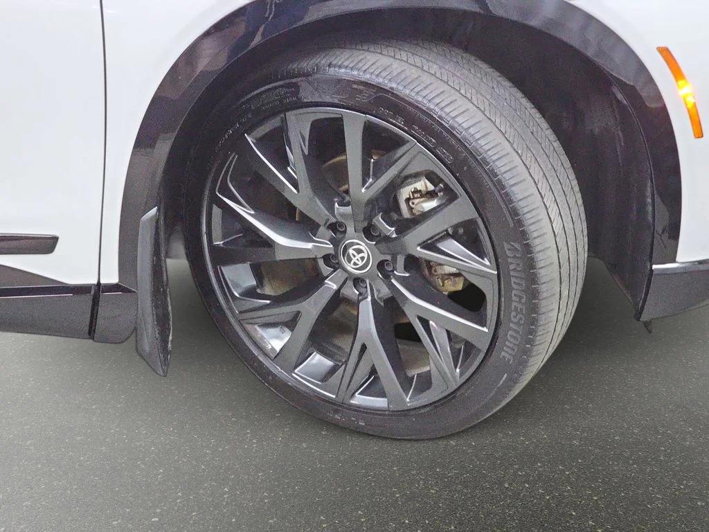 Used 2025 White Toyota Limited image 33