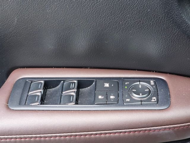 Used 2016 White Lexus 350 image 31