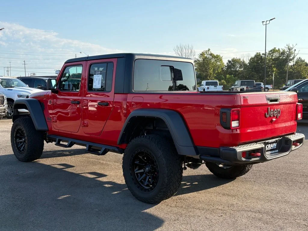 Used 2023 Red Jeep Rubicon image 5