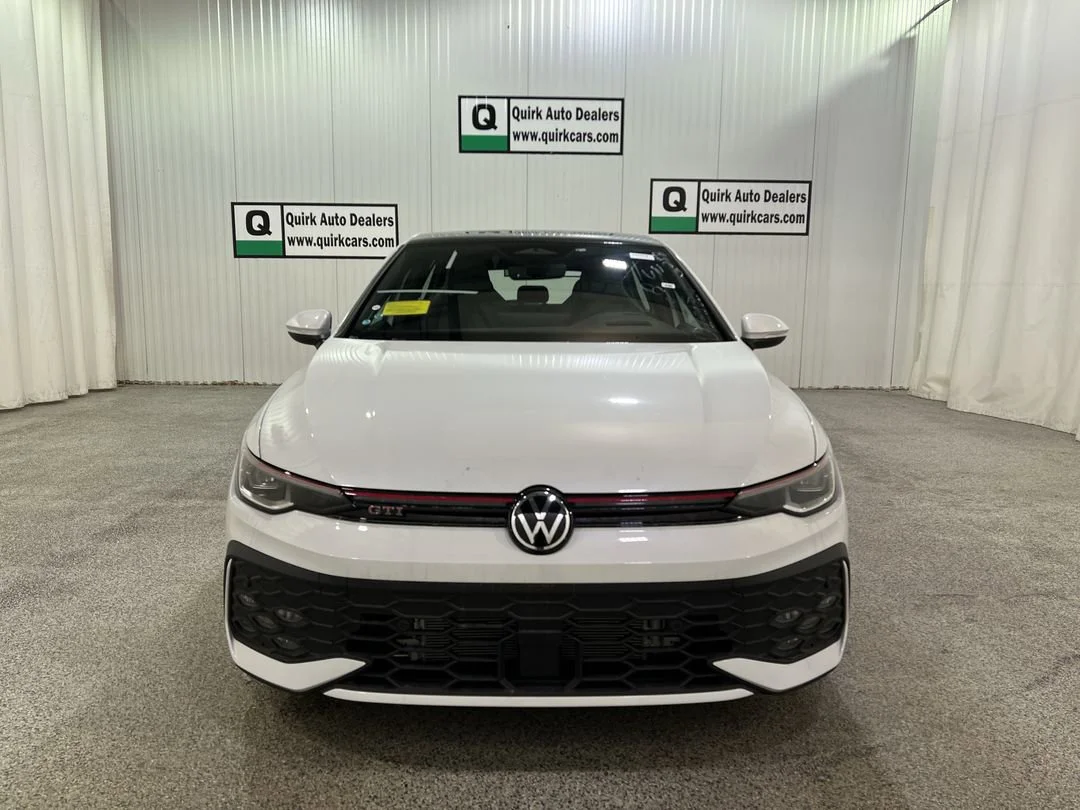 New 2026 Opal White Pearl Volkswagen Autobahn image 2