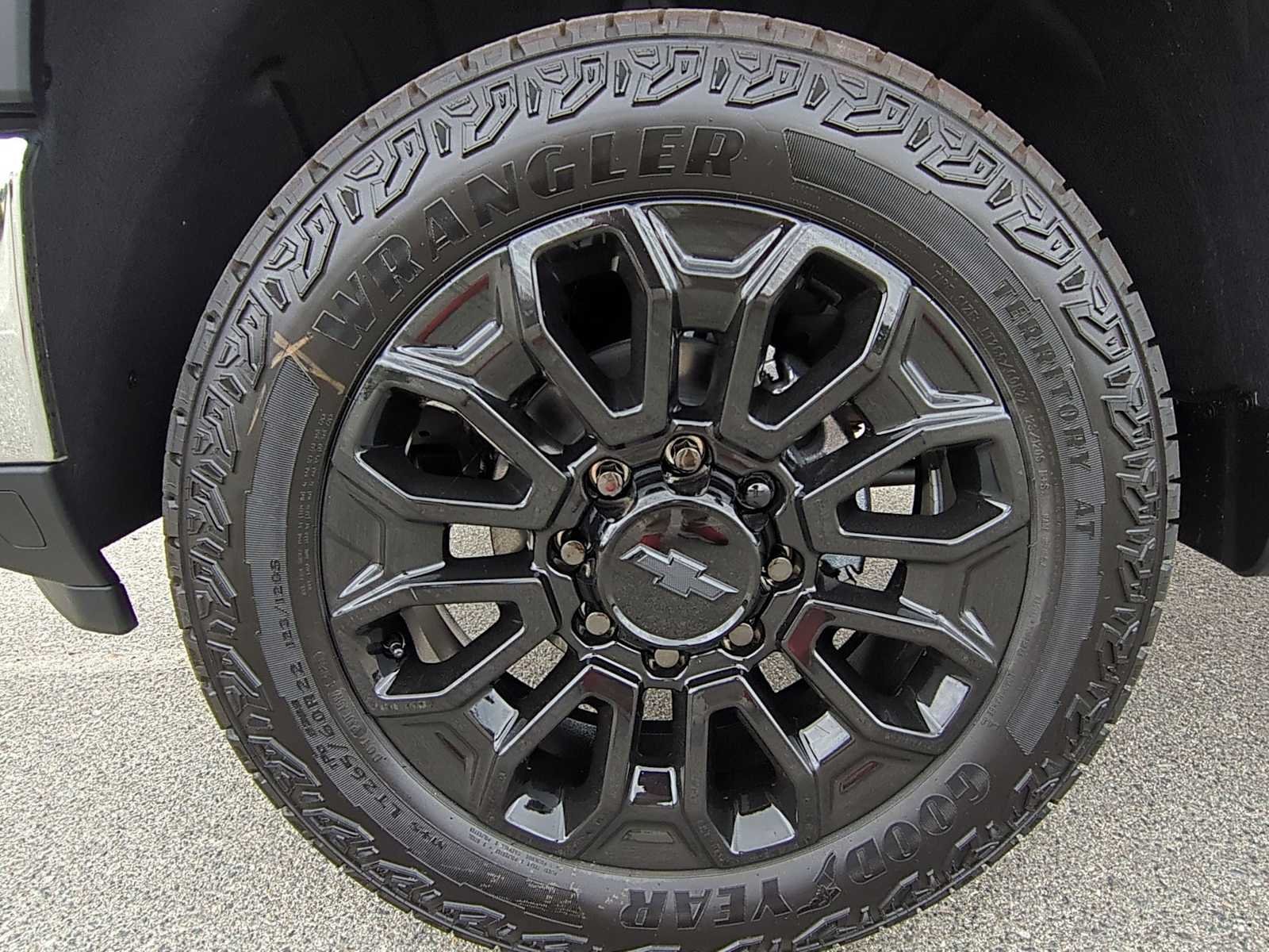 2026 Chevrolet Silverado 2500 HD LTZ - Photo 29