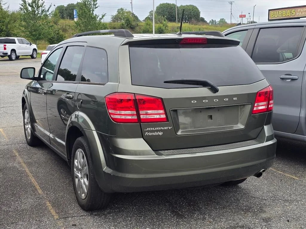 Used 2019 Green Dodge SE image 14