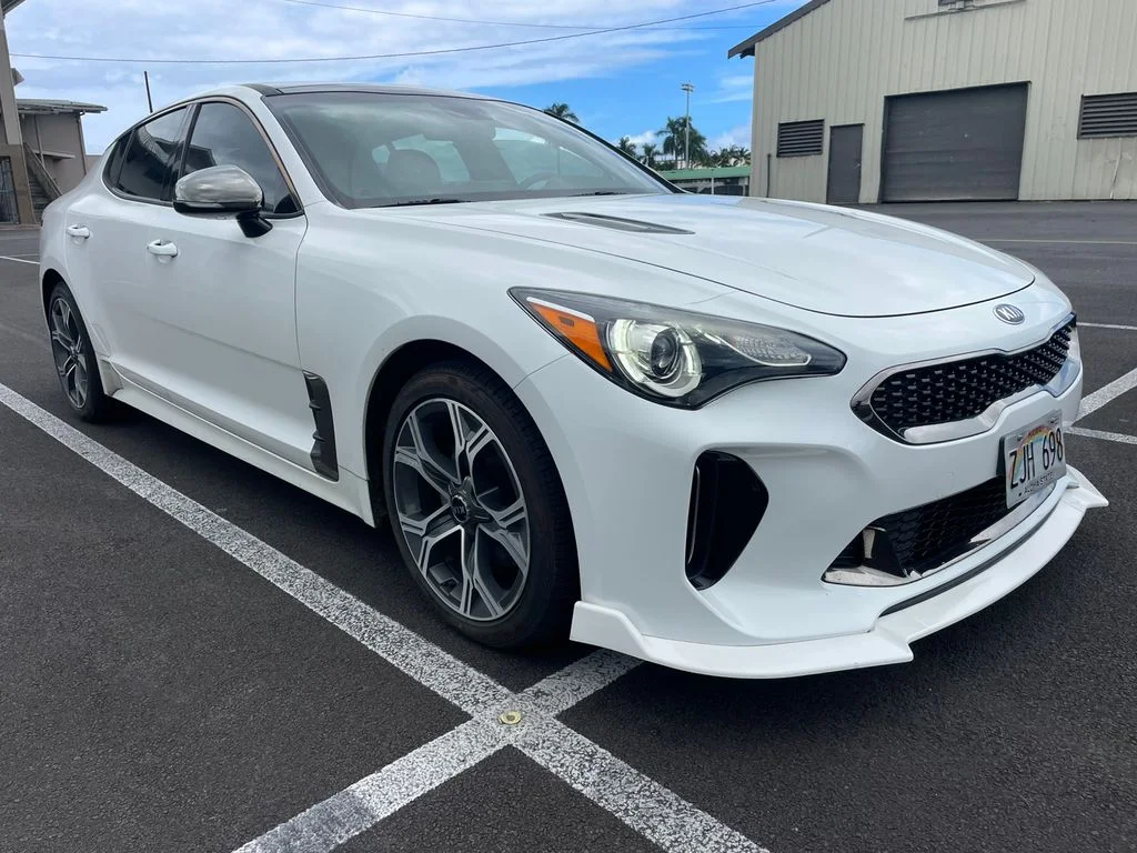 Used 2020 White Kia GT-Line image 3