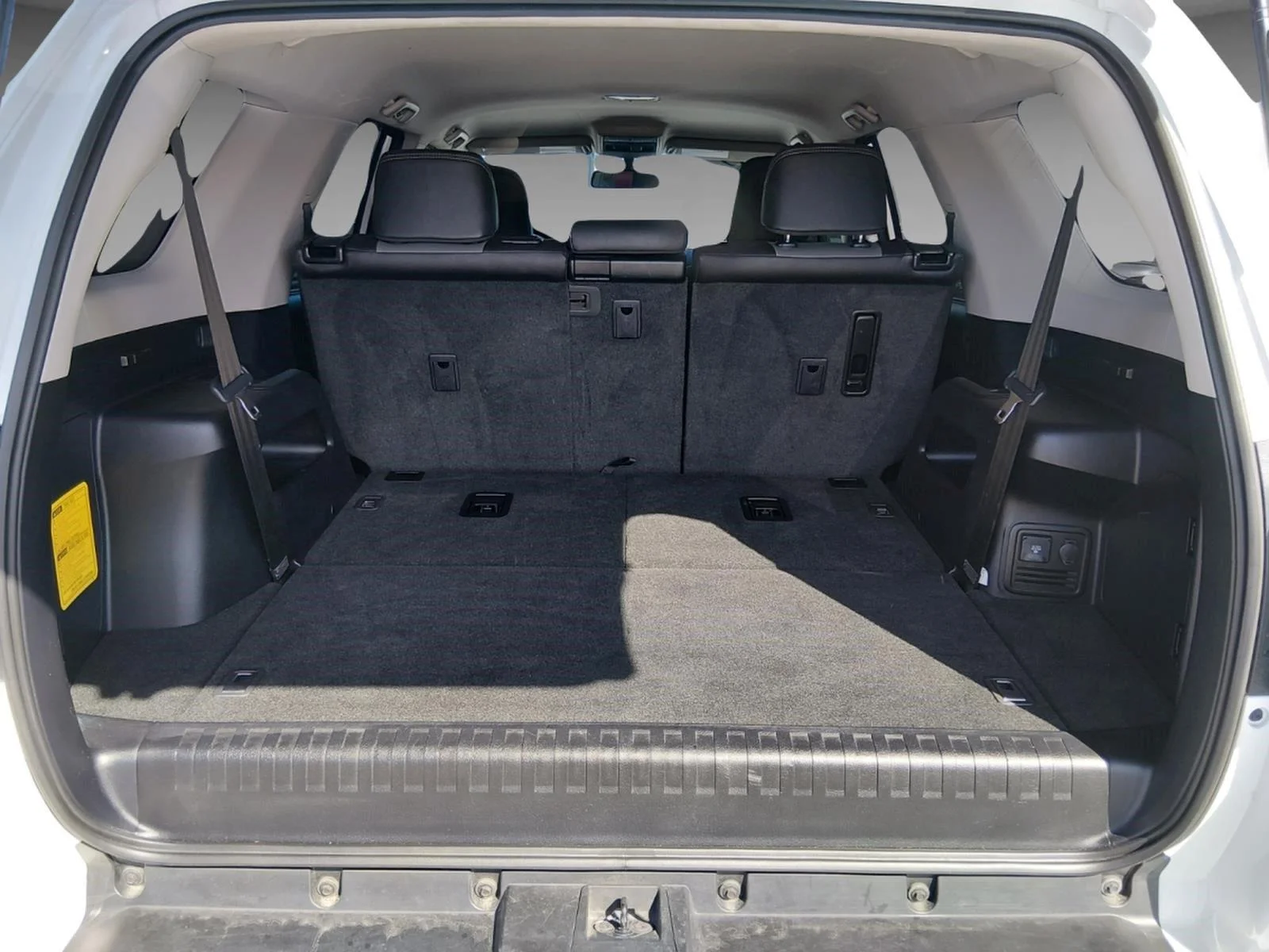 Used 2019 Super White Toyota SR5 Premium image 21