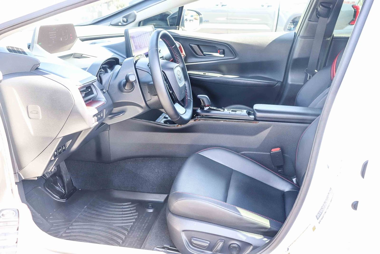 Certified Used 2024 Pearl Toyota XSE Premium image 22