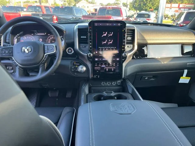 New 2026 Granite Crystal Metallic Clear-Coat Exterior Paint RAM Laramie image 14