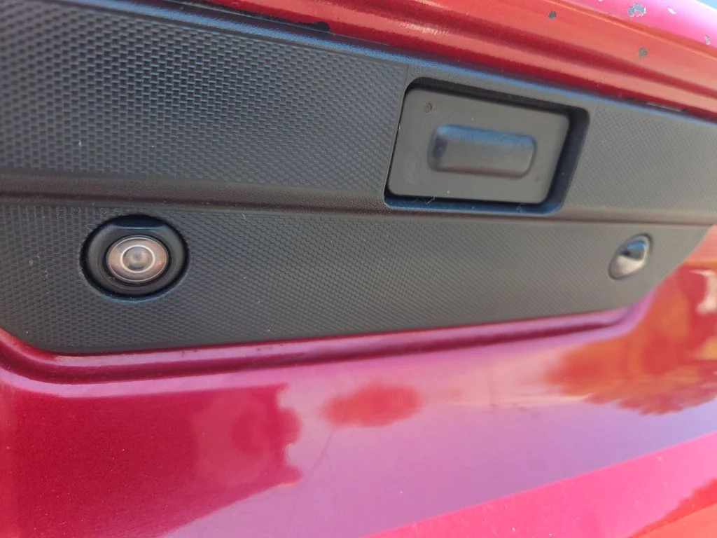 Used 2020 Red Chevrolet LT image 28
