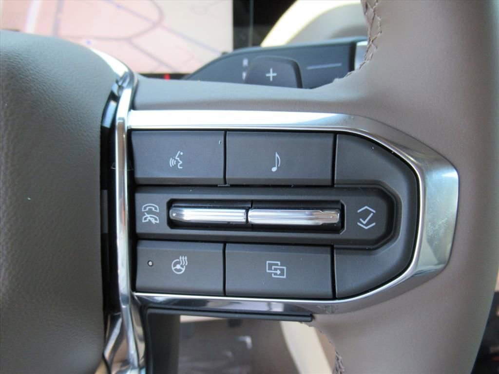 2026 GMC Yukon Denali - Photo 25