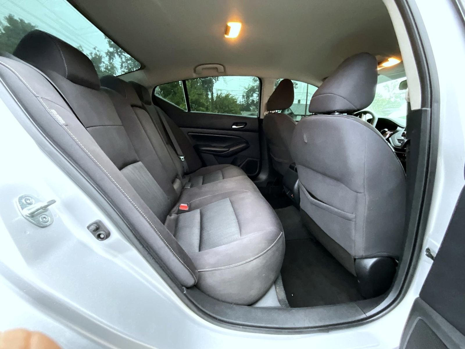 Used 2020 Silver Nissan 2.5 S image 21