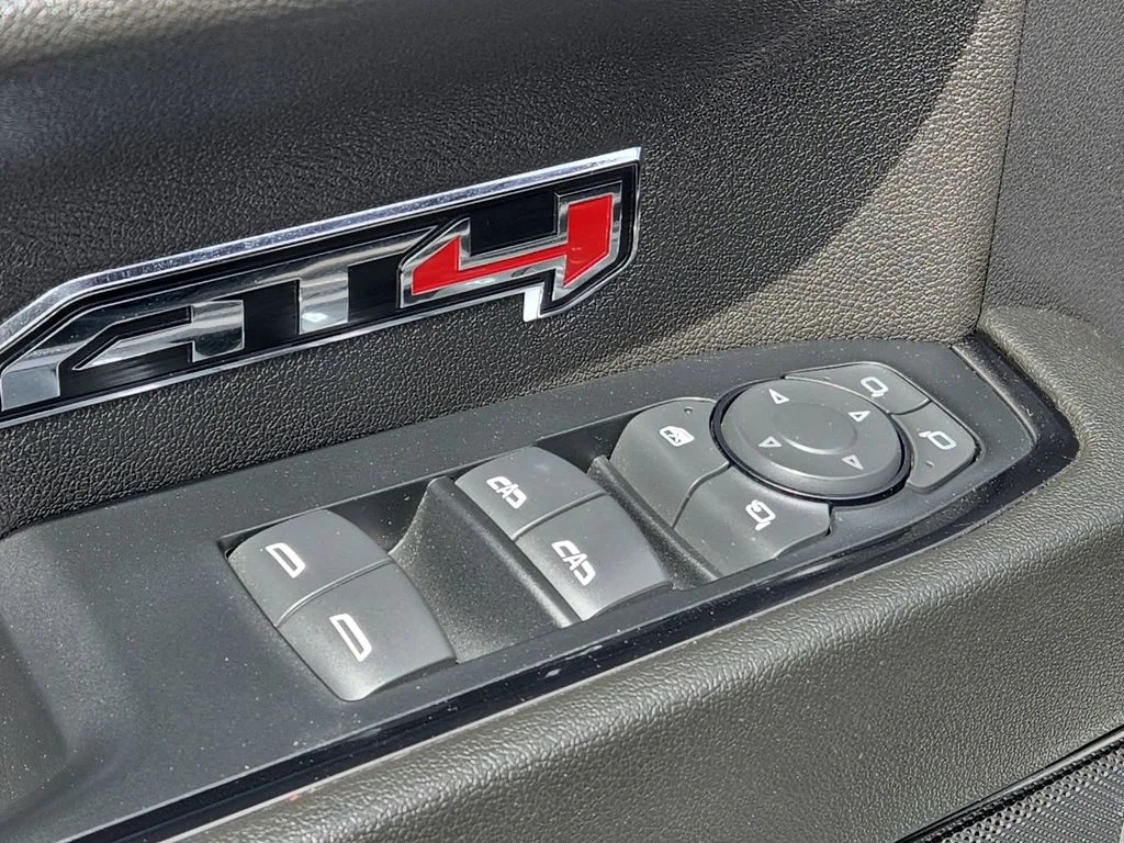 Used 2024 Silver GMC AT4 image 28