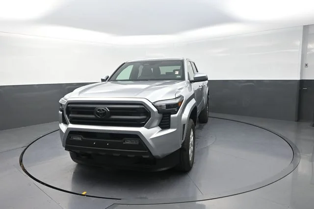Used 2025 Silver Toyota SR5 image 36