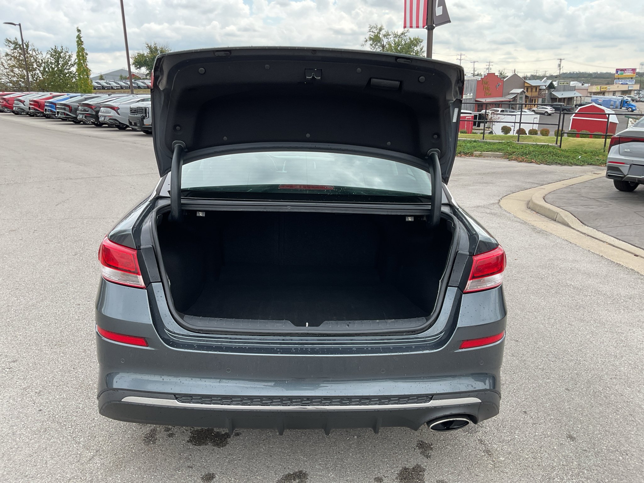 Used 2020 Gravity Grey Kia LX image 15