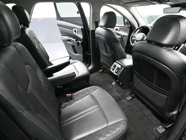 Used 2021 Black Kia SX-Prestige image 49