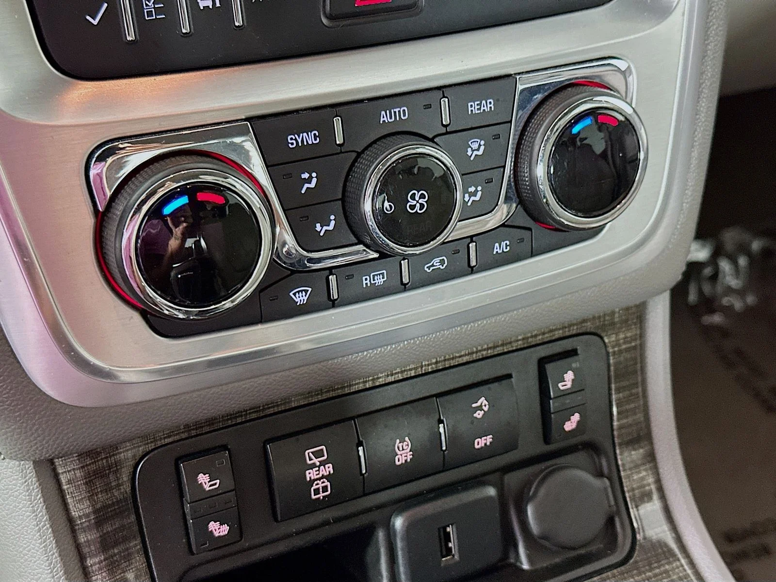 Used 2015 Dark Sapphire Blue Metallic GMC SLT-1 image 15