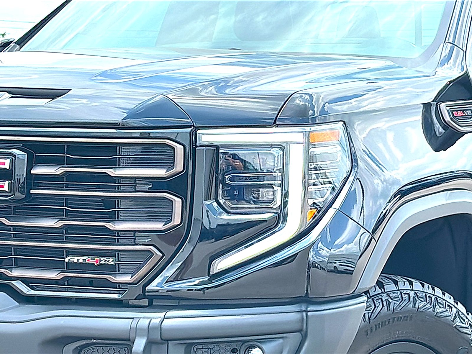 Used 2026 Onyx Black GMC Crew Cab, Short Bed, AT4X, 4WD image 4
