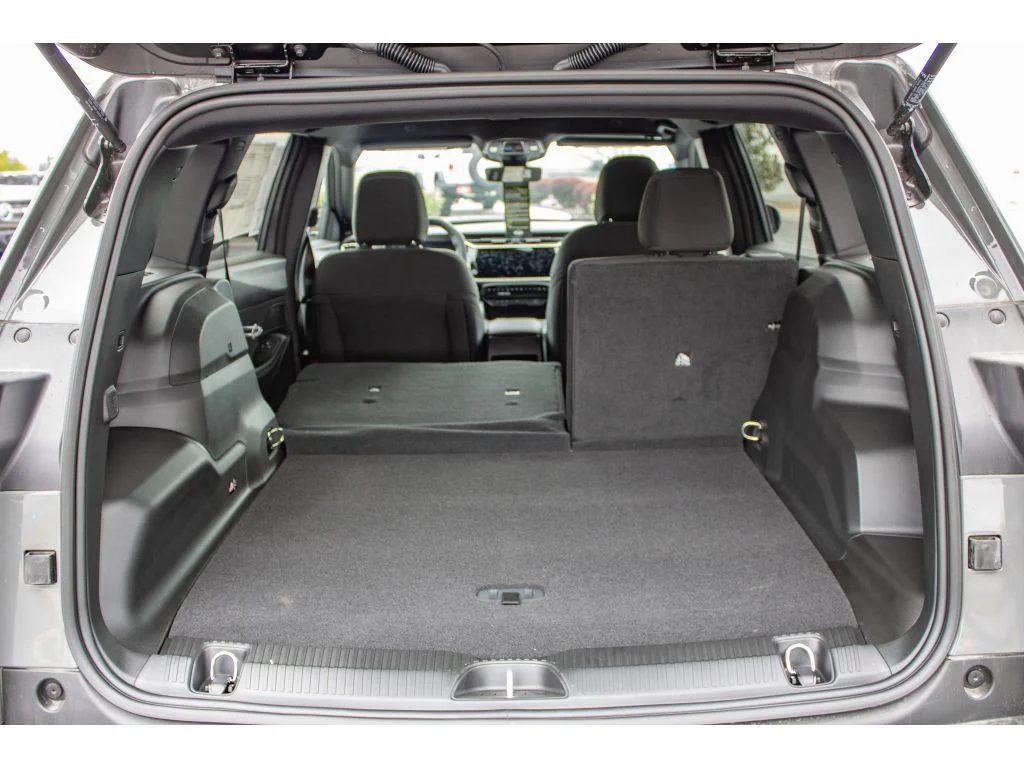 New 2026 Sting-Gray Clearcoat Jeep Laredo image 13