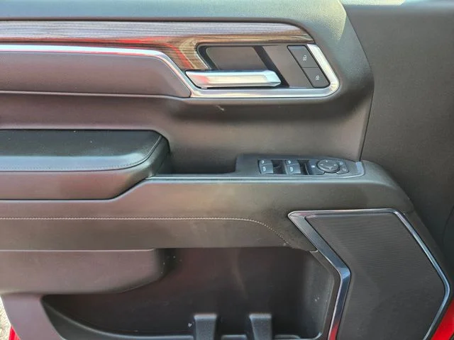 Used 2025 Red Chevrolet LT image 35