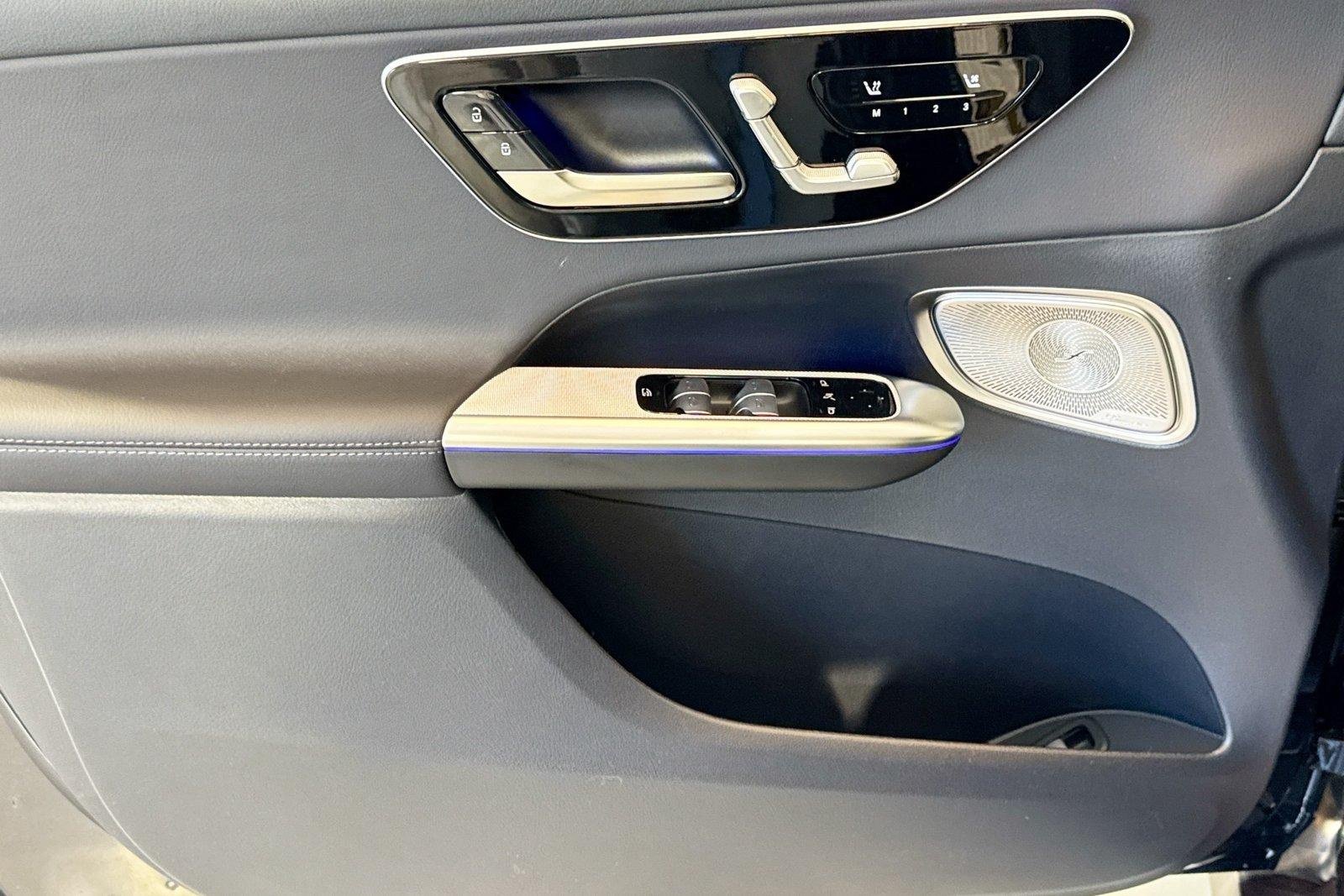 New 2026 Graphite Grey Metallic Mercedes-Benz GLC 300 image 16
