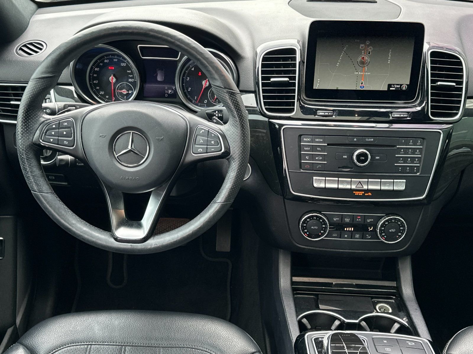 Used 2018 White Mercedes-Benz GLE 350 image 12
