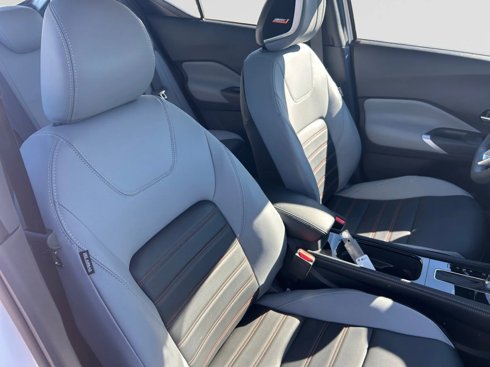 Used 2024 White Nissan SR Premium image 11
