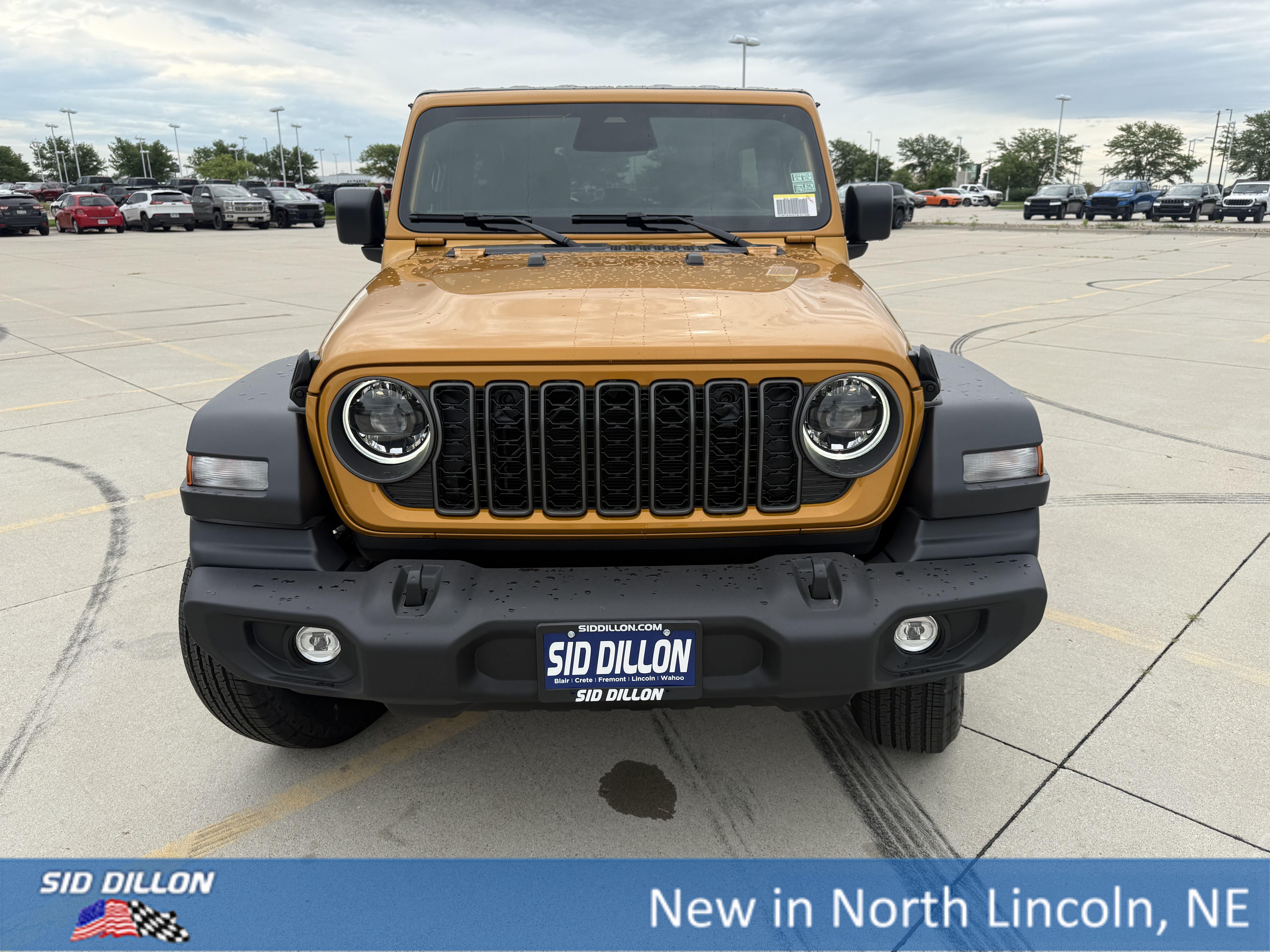 New 2026 Goldilocks Jeep Sport S image 3