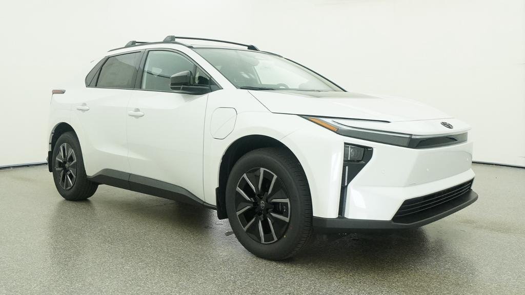 New 2026 Wind Chill Pearl Toyota XLE image 41
