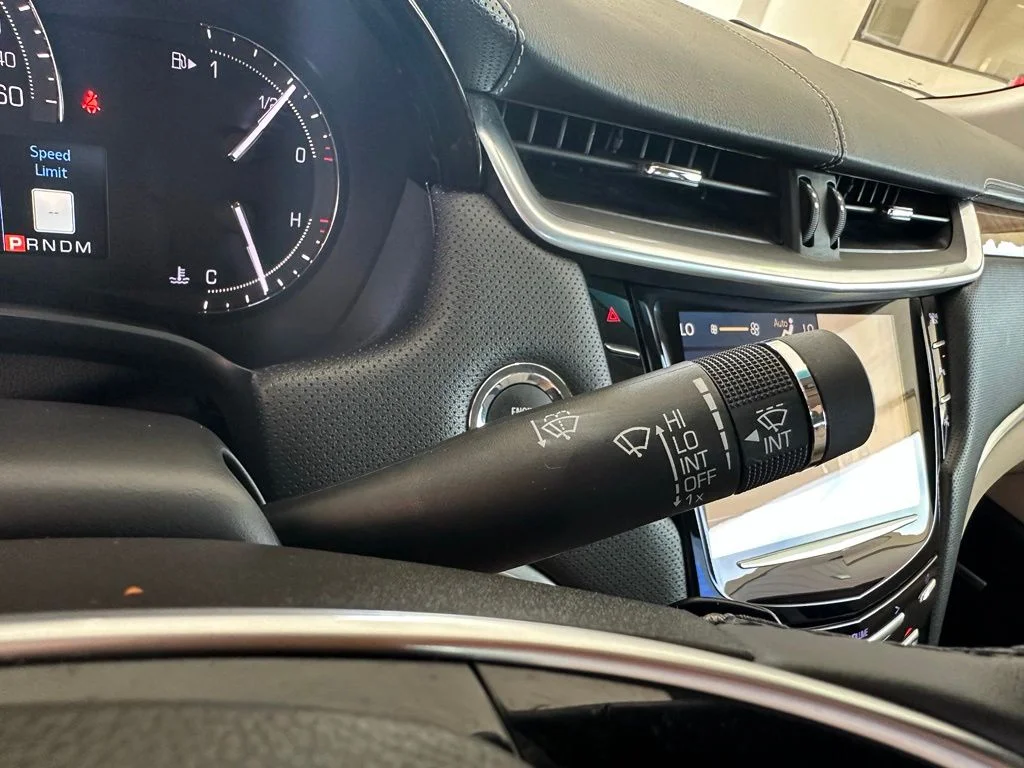 Used 2019 White Cadillac Luxury image 23
