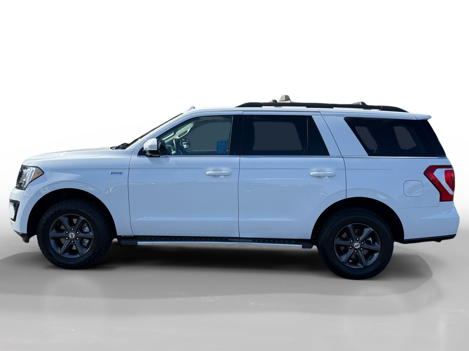 Certified Used 2020 Oxford White Ford XLT image 2