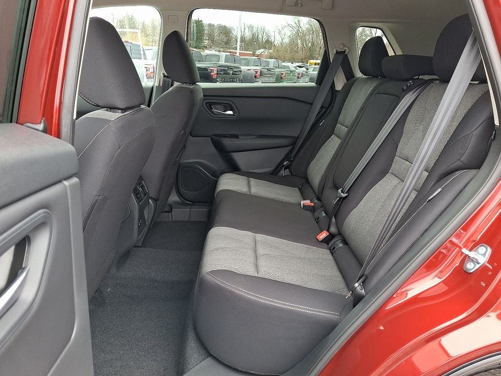 2026 Nissan Rogue — photo 6