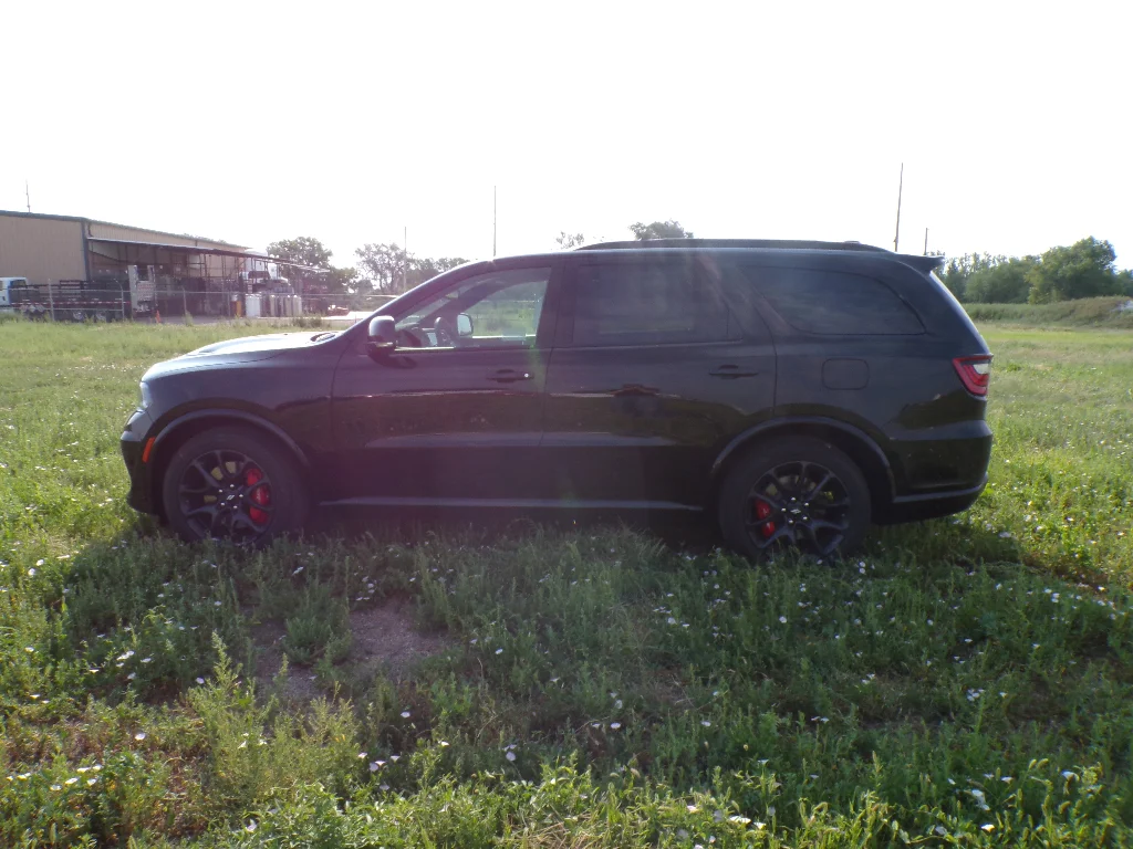 New 2026 Diamond Black Clear-Coat Exterior Paint Dodge R/T 392 Premium image 18
