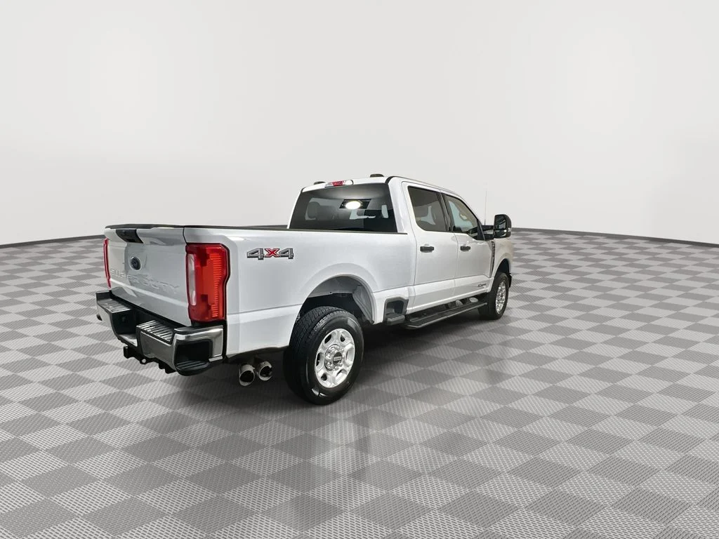 Used 2025 White Ford XLT image 8