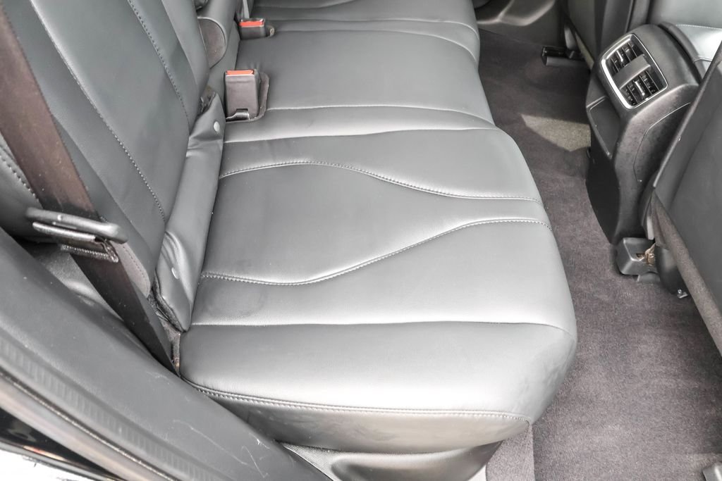 Used 2019  Acura Base image 36