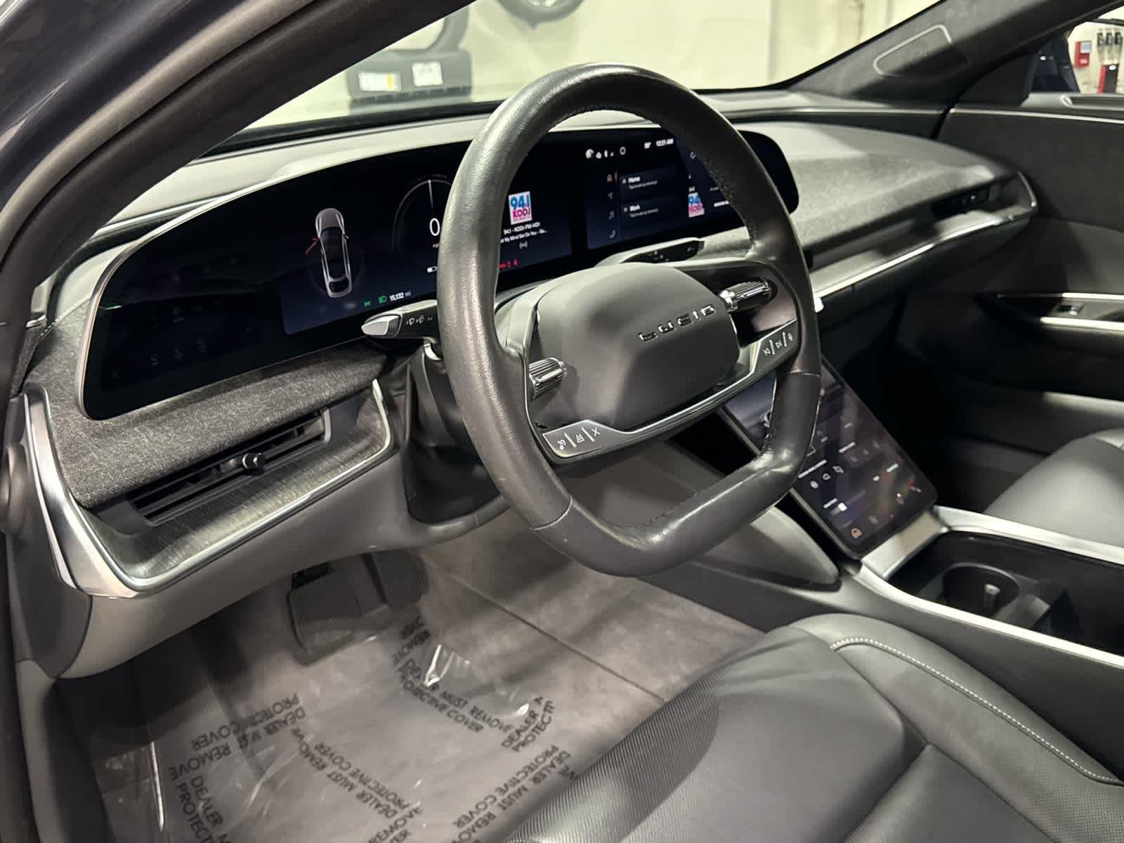2024 Lucid Air Touring - Photo 26