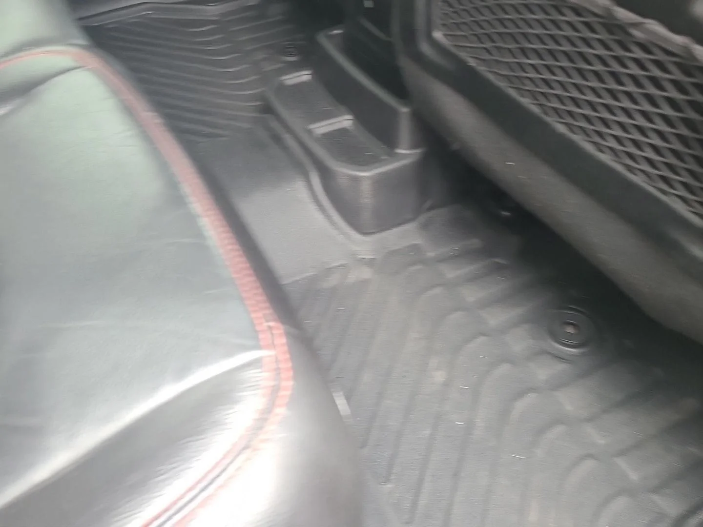Used 2021 Snazzberry Pearlcoat Jeep Unlimited Rubicon image 11