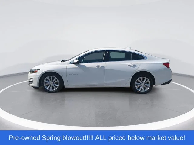 Used 2025 White Chevrolet LT image 5