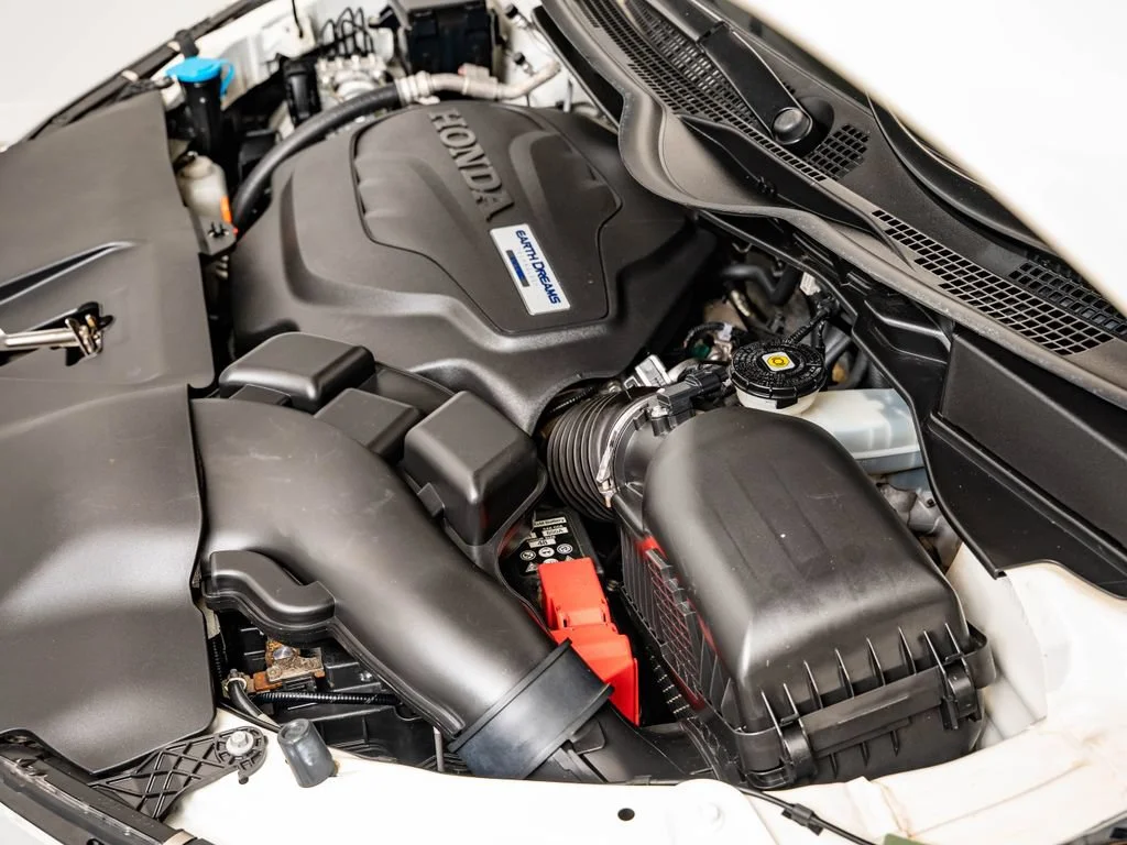 Used 2019 White Diamond Pearl Honda Elite image 58