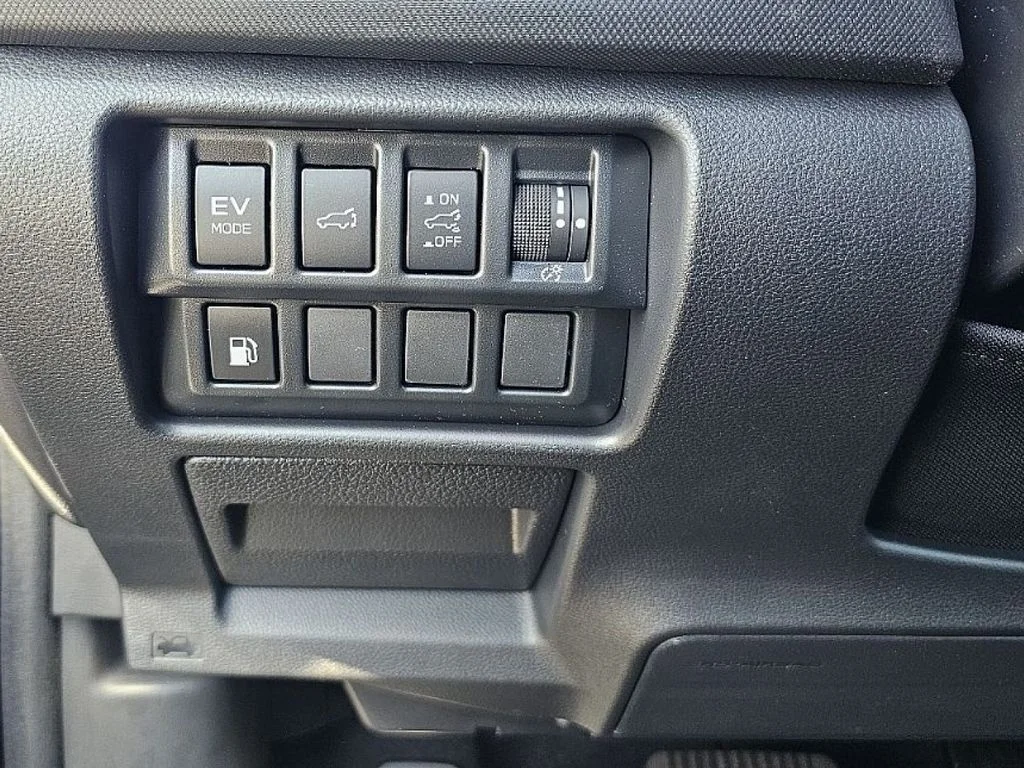 2026 Subaru Forester Limited - Photo 29