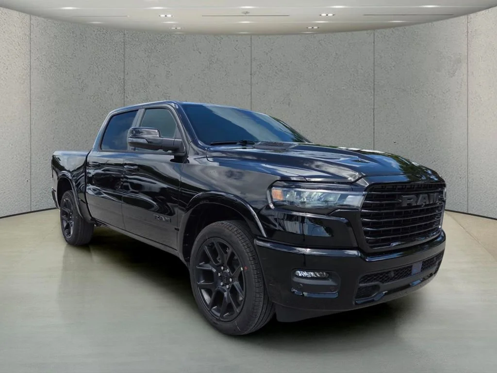 New 2026 Diamond Black Crystal Pearl-Coat Exterior Paint RAM Laramie image 12