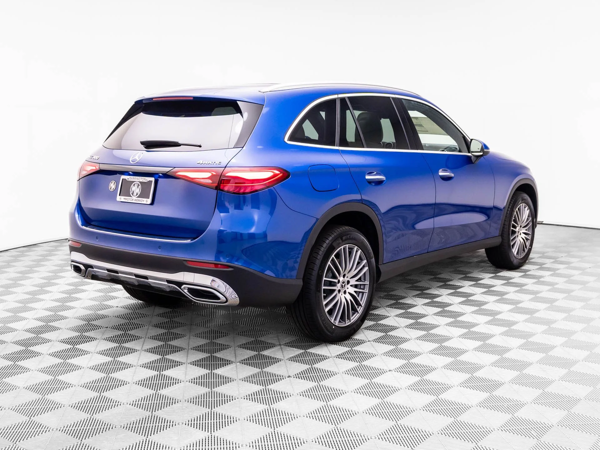 New 2026 Blue Mercedes-Benz GLC 300 image 5