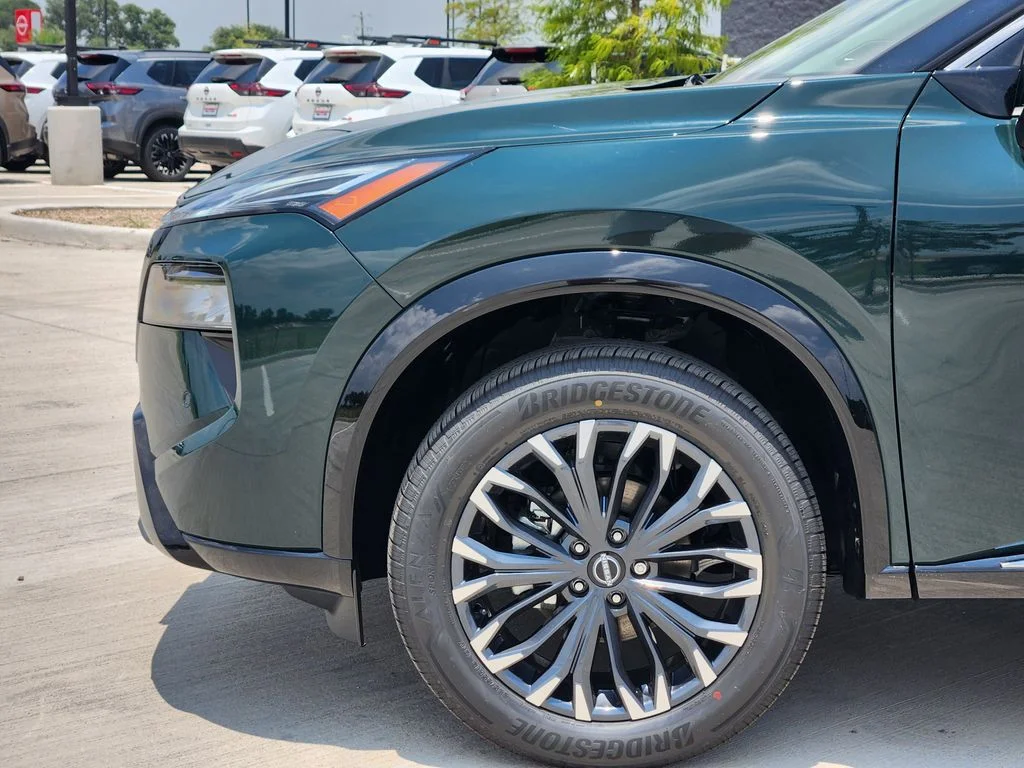 New 2026 Obsidian Green Pearl Nissan Platinum image 7