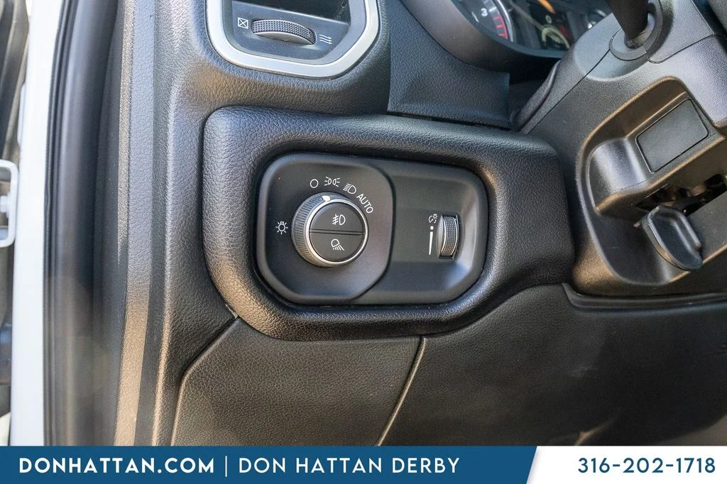 Used 2024 White Ram Big Horn image 21