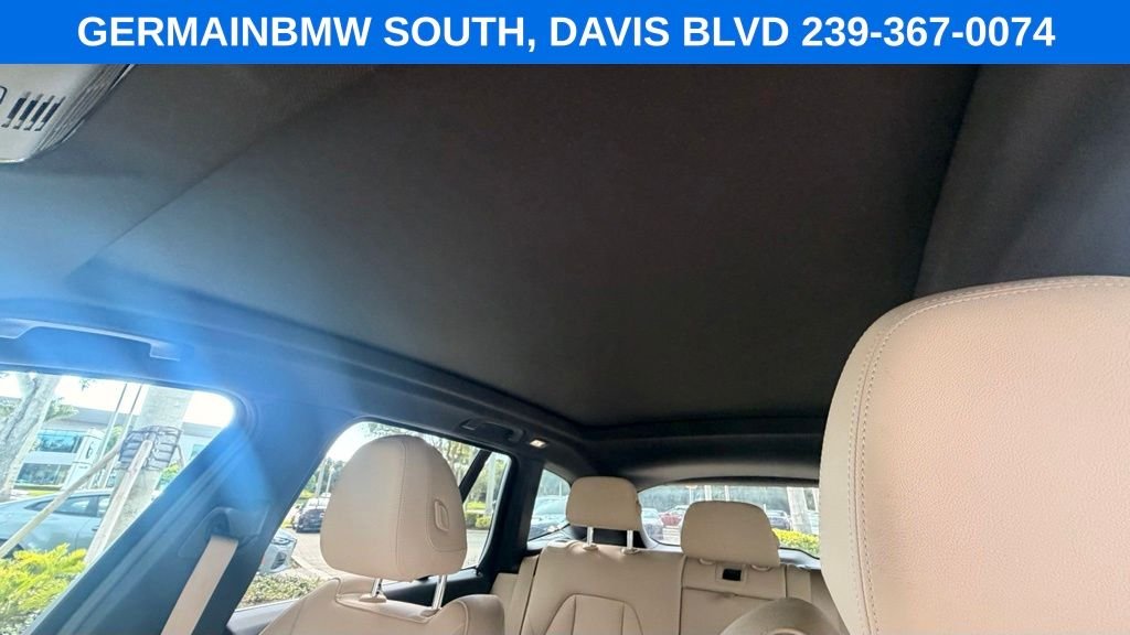 Used 2021 Alpine White BMW sDrive30i image 28
