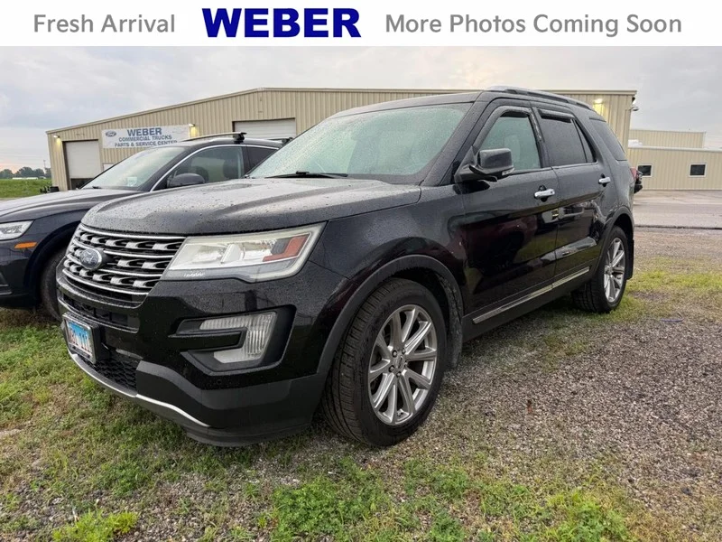 2017 Ford Explorer Limited FWD's photo