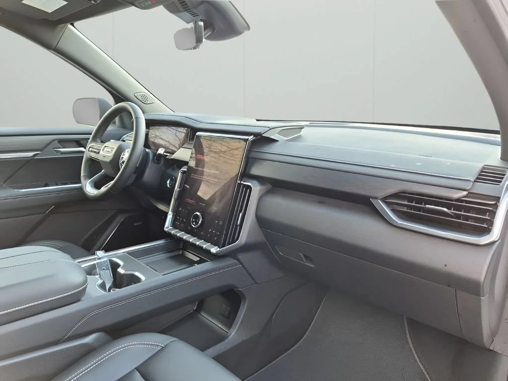 2026 GMC Acadia Elevation - Photo 17