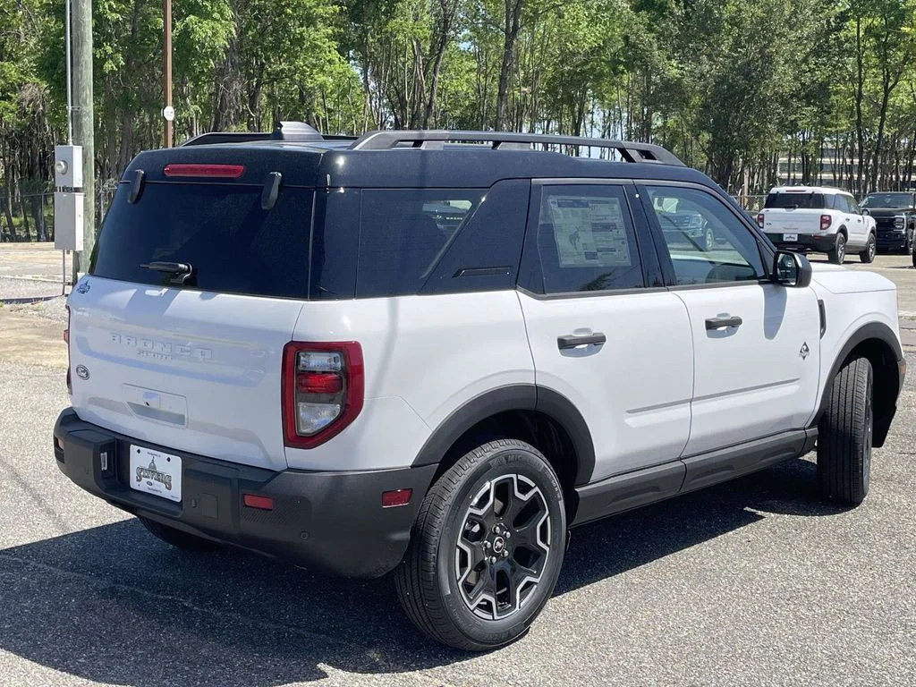 New 2026 Oxford White Ford Outer Banks® image 3