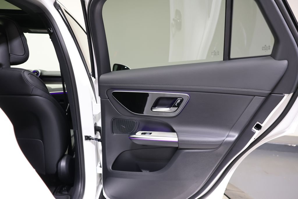 New 2026 Polar White Mercedes-Benz GLC 300 Coupe image 48