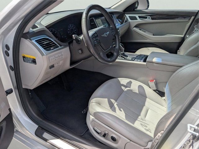 Used 2017 Silver Genesis 3.8 image 10